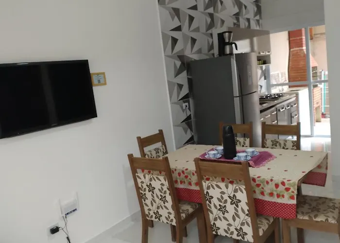 Linda Casa De Praia Pe Na Areia